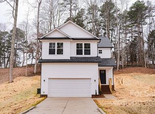 242 Valleybrook Ln, Troutman, NC 28166