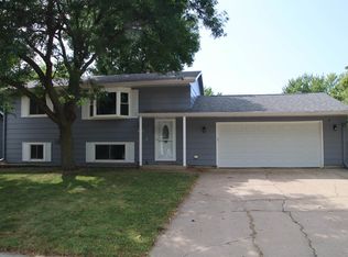 4501 S Plains Dr, Sioux Falls, SD 57106