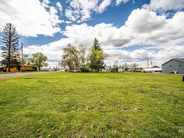 325 E North 3rd St, Grangeville, ID 83530