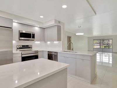 2501 Antigua Terrace #J1, Pompano Beach, FL, 33066