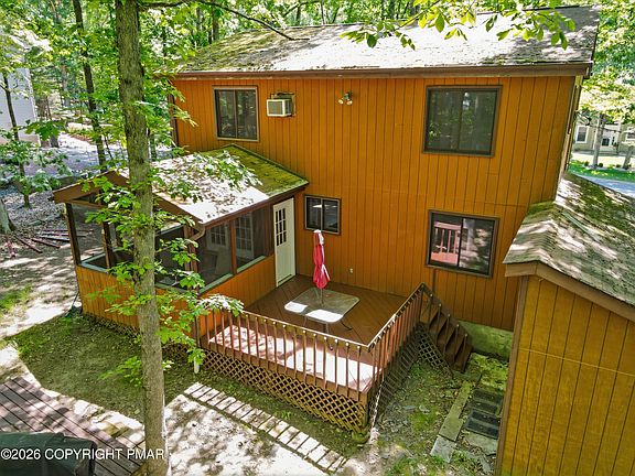 2nd image of 4107 Ashwood Ln