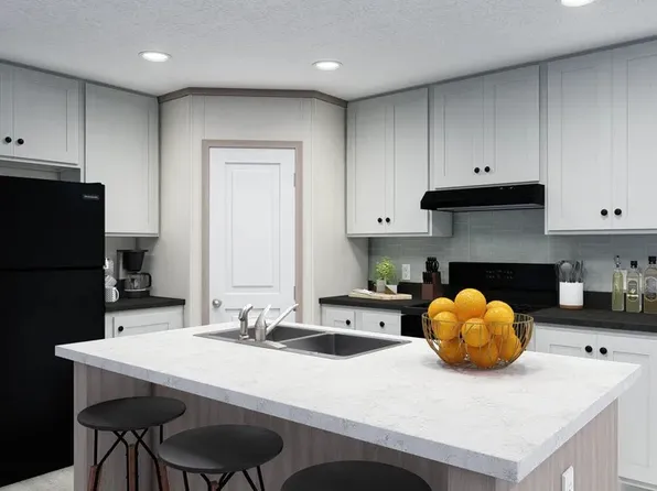 241 Armstrong #241, Flushing, MI 48433