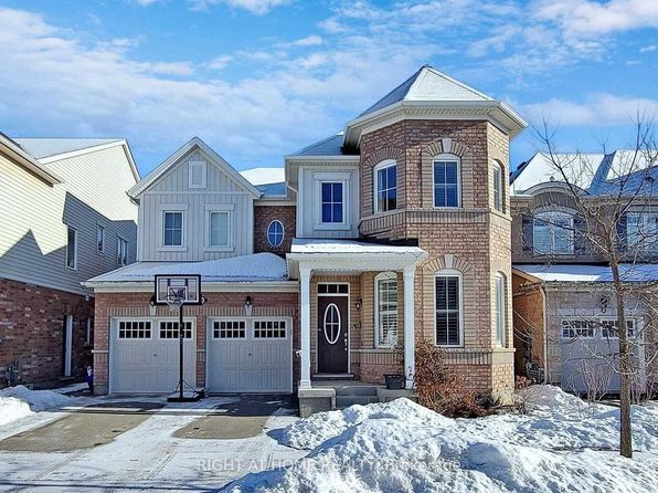 1368 Connaught Ter, Milton, ON L9E 0B8