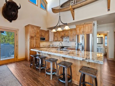 476 Elk Highlands Dr, Whitefish, MT, 59937