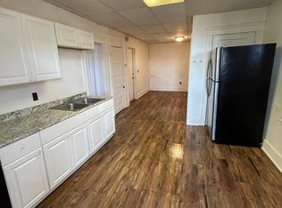 126 Millbury St APT 1L, Worcester, MA 01610