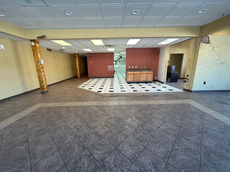 Market Village Apartments - In the Heart of White Oak — Photo 13