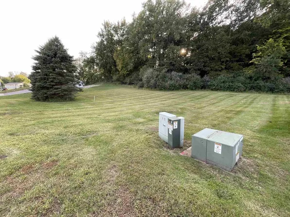 122/124 Stoney Ridge Road, Ripon, WI 54971