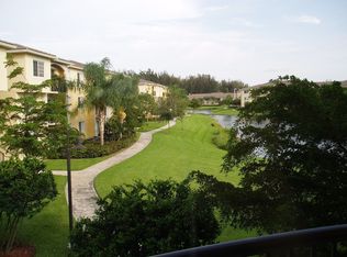 600 Crestwood Ct N APT 618, Royal Palm Beach, FL 33411