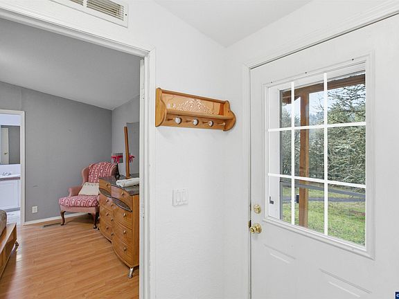 3rd image of 25045 Gap Rd