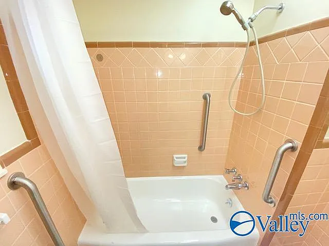 6210 Stratford Ct NW — Photo 26
