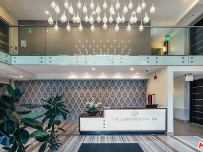 441 S Barrington Ave #204, Los Angeles, CA, 90049