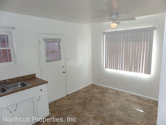 4th image of 3138 Dwight St