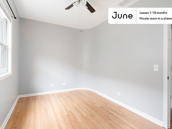 4th image of 1536 N Claremont Ave #3-B