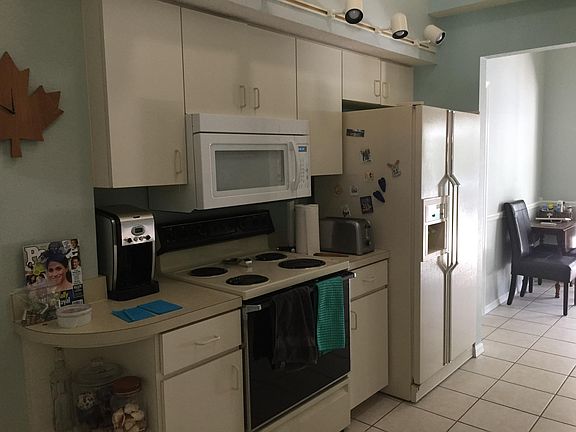 4th image of 8443 Creekview Ln