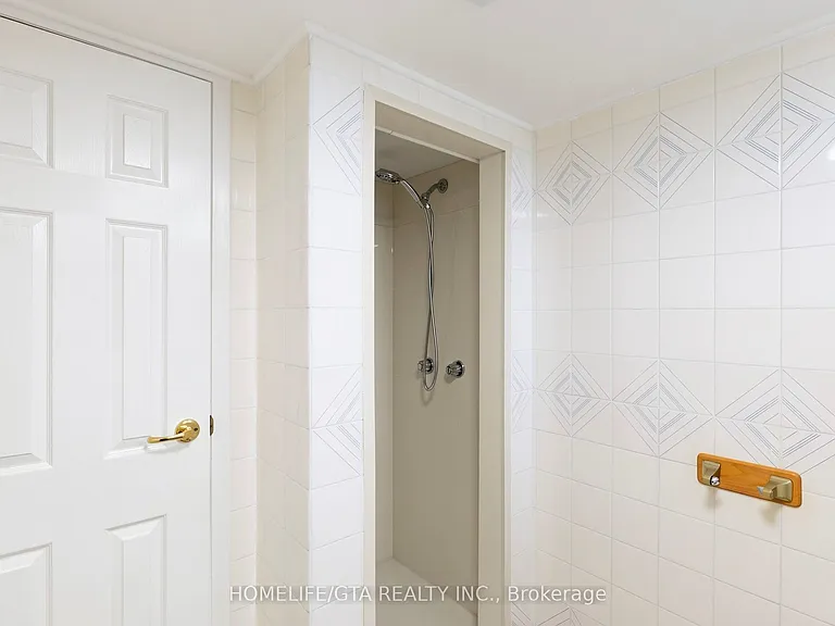 940 Townline Rd S #BASEMENT — Photo 32