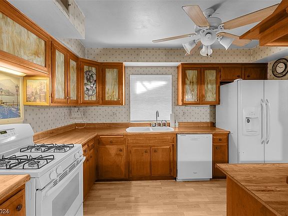 5th image of 4493 Charles Ronald Ave