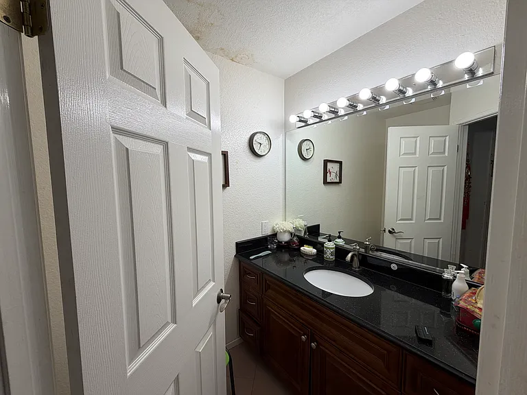 26009 Atherton Ave — Photo 8