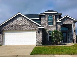 1117 Meadowbrook Dr, Portland, TX 78374