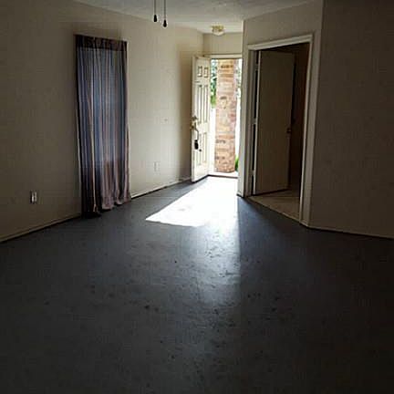 2nd image of 10302 Kinsdale Crossing Ln