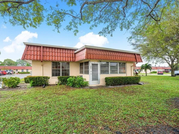 846 Salem Lane, Lake Worth, FL 33467