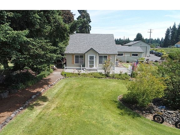 5th image of 11911 NE 50th Ave