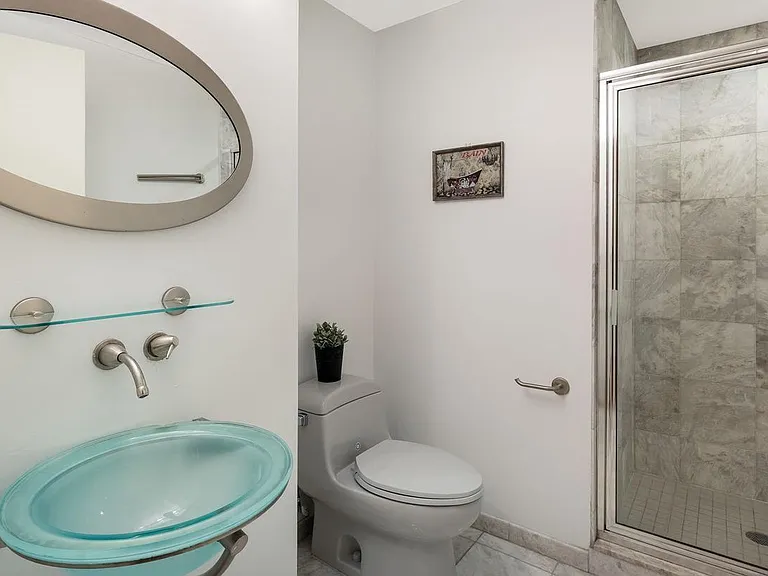 1737 Chestnut St #701 — Photo 21