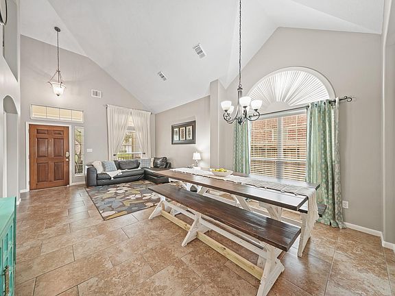 5th image of 4026 Chestnut Bnd