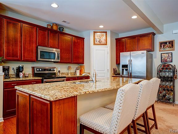 4th image of 6495 Prairie Dunes Dr