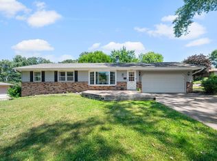 10725 Rich Ave S, Bloomington, MN 55437