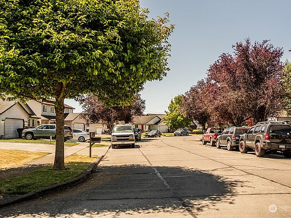 5th image of 5001 Oriole Drive
