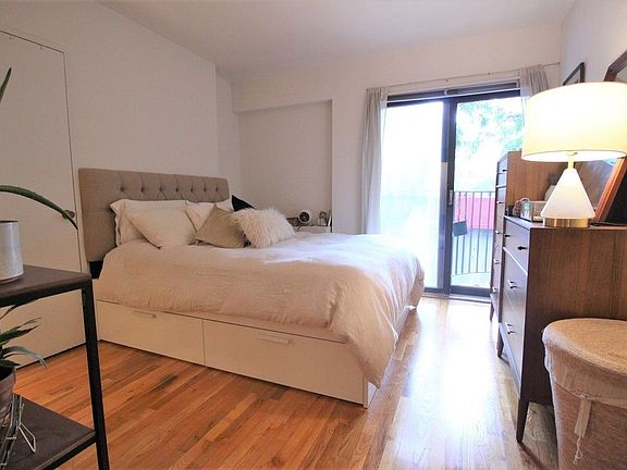 2nd image of 325 E 64th St #313