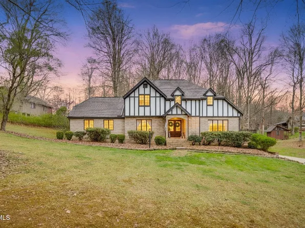 2506 Beechwood Dr, Elizabethton, TN 37643