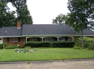 110 Stratton Ln, Beaumont, TX 77707