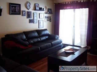 2010 Skyline Dr UNIT 8, Lowell, MA 01854