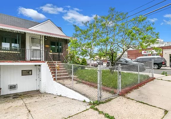 2nd image of 69-02 Penelope Ave