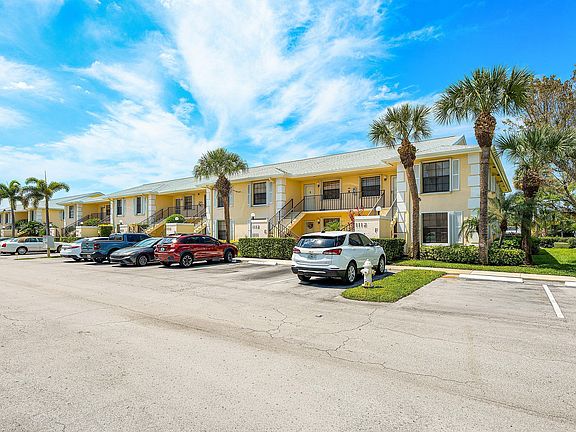 5th image of 1111 Keystone Drive #B
