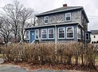 15 Rockland House Rd, Hull, MA 02045