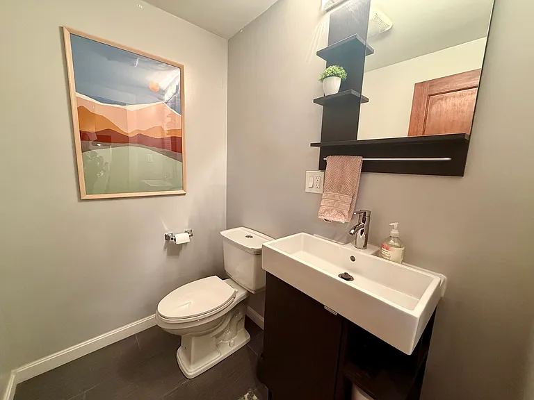 33 Pearl St #1 — Photo 8