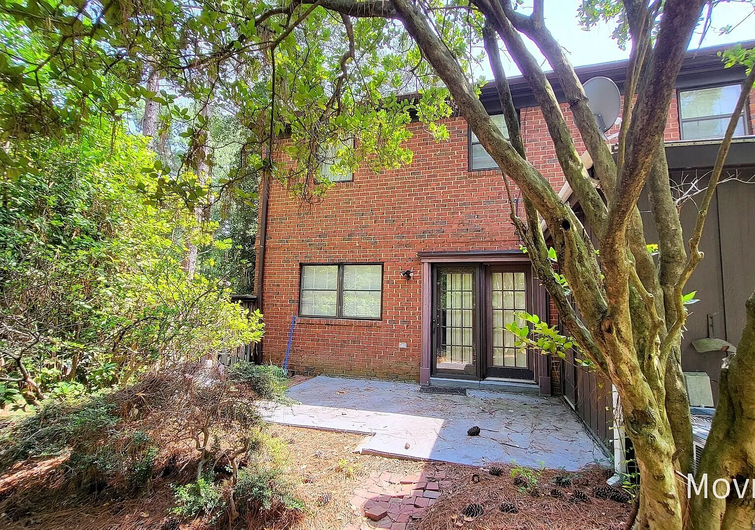 5813 Nottoway Ct D Raleigh, NC 27609 Semi Private Patio, End Unit, Outside Storage — Photo 3
