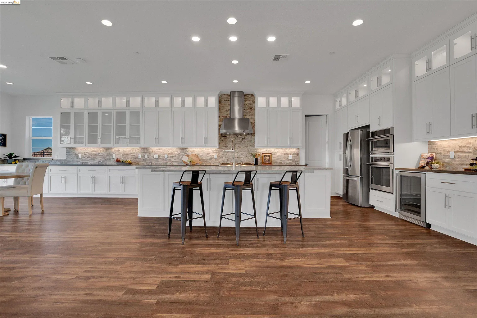 1613 Barrel Ct photo 1