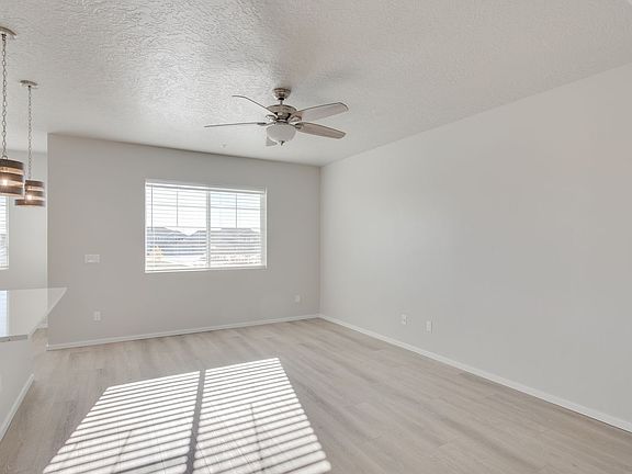 3rd image of 4820-4924 W Ladle Rapids Dr #B102