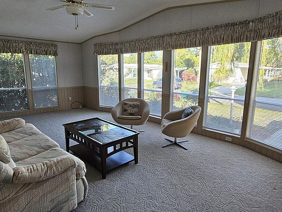 4th image of 1340 Barefoot Cir