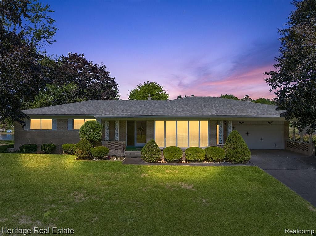 54689 Gemini Dr, Shelby Township, MI 48316 MLS 20230055418 Zillow