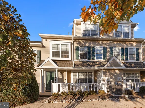 1511 Carol Ct #1504, Jamison, PA 18929