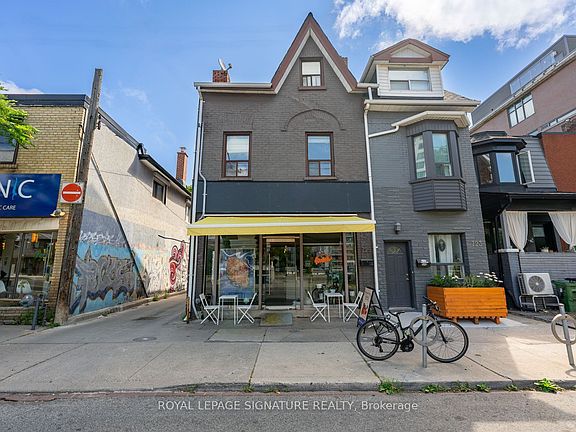 3rd image of 725 Dovercourt Rd
