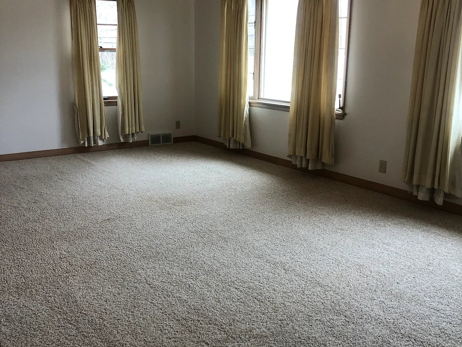 2 bed, 1092 sqft, $1,100 — Photo 2