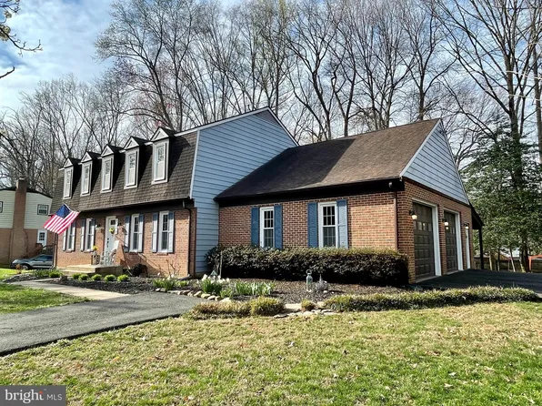 7235 Ridgeway Dr, Manassas, VA 20112