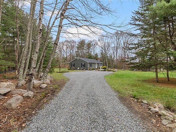 2nd image of 1397 Frenchtown Rd