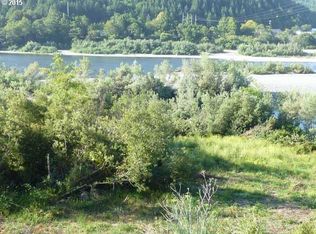 N Bank Rogue River Rd 705 #705, Gold Beach, OR 97444