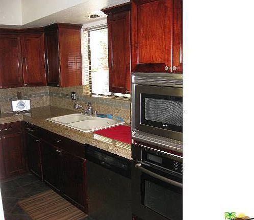 4th image of 587 N Saturmino Dr